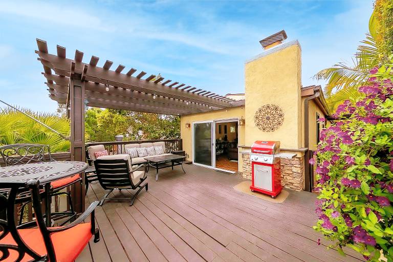 House Mission Valley