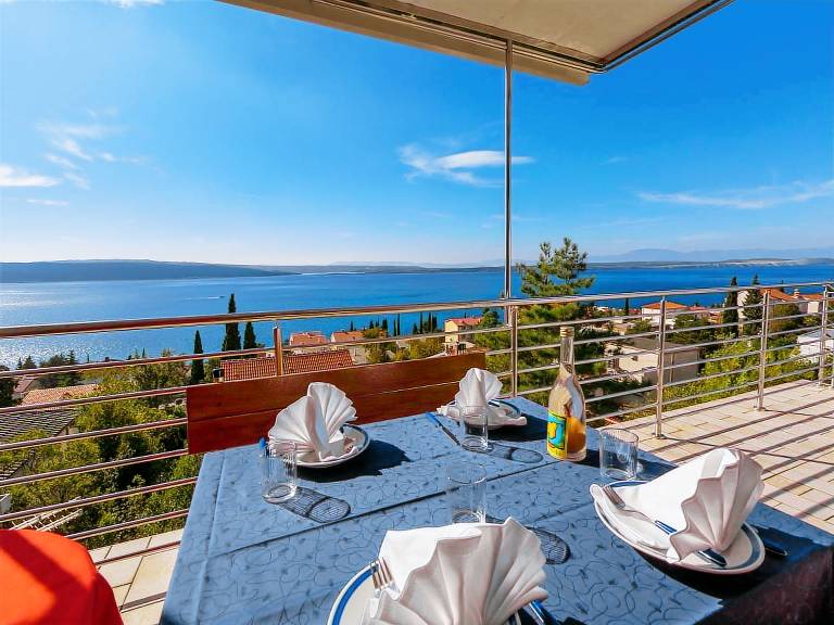 Rental apartment with barbeque & patio | Sea view | Next to the beach | Pet-friendly — photo 2