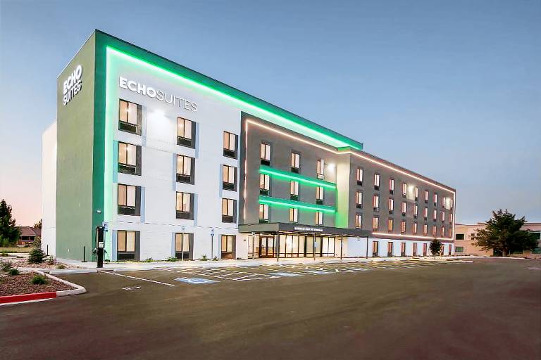 ECHO Suites Extended Stay by Wyndham Reno — photo 2