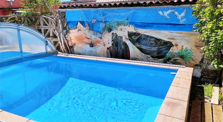 Holiday apartment with pool — photo 2