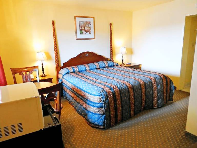 Motel  Weems