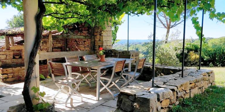 Gite with heated pool, garden & barbecue — photo 5