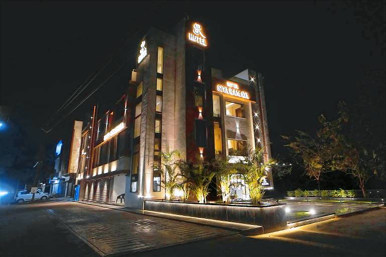 Hotel Siya Ramaya