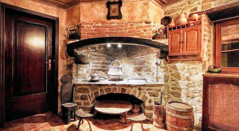 Wonderful vacation home with pool, patio & barbeque | Dogs allowed — photo 3