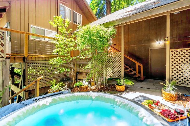 House Guerneville