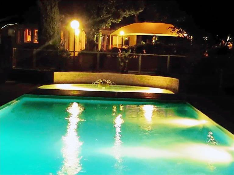 Camping suite with BBQ & pool — photo 3