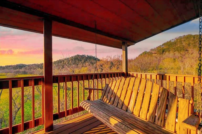 Nature's Hideaway - Retreat to Scenic Vistas, Hot Tub Soaks & Games Just 15 Minutes from Downtown! — photo 4