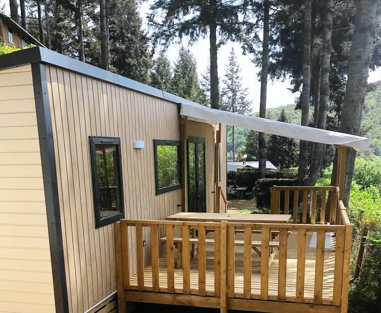Mobil-home Neuvéglise