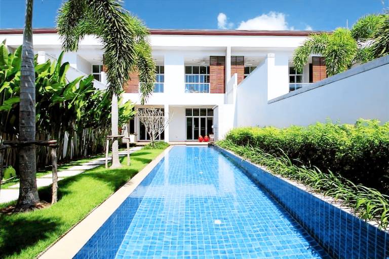 Villa  Bang Tao Beach