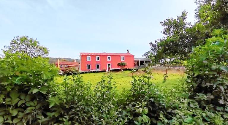 Nice vacation home with garden & terrace | Pets are welcome in Arzua