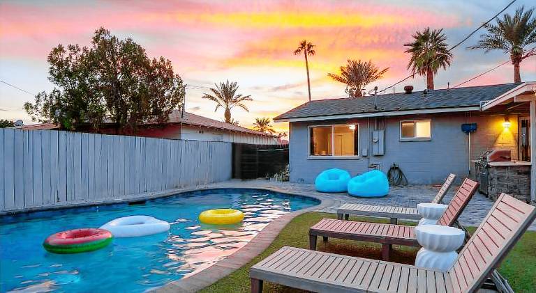 House with pool & jacuzzi in Scottsdale, AZ