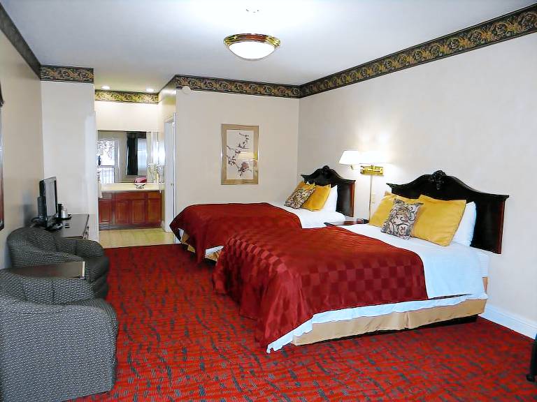 Lodge Ellicottville