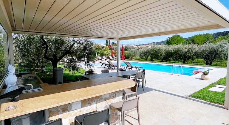 Wonderful apartment with yard, patio & private pool | Dogs allowed — photo 5