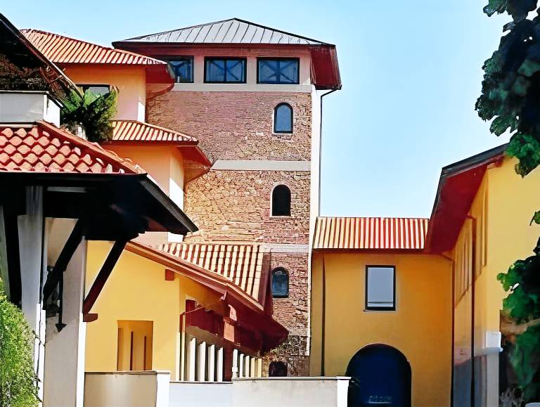 Scia On Martin Hotel Restaurant