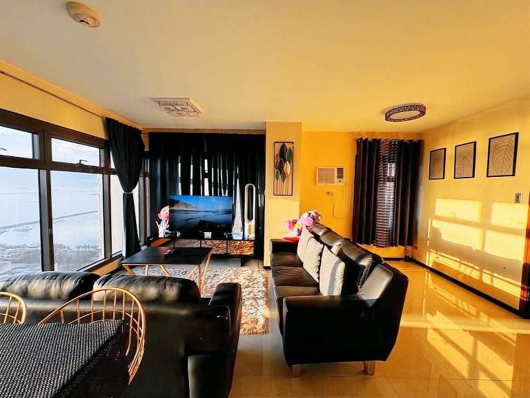 House with pool | Suitable for remote work | Pet-friendly — photo 2
