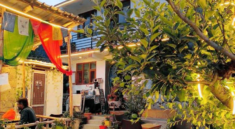 Farm Hostel & Camps in Manali