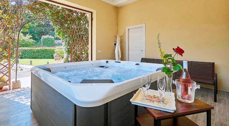 Fully equipped villa with barbecue, garden & patio | Dogs allowed — photo 4