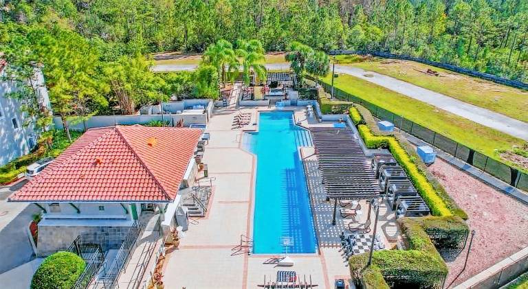 House with pool | Suitable for remote work in Lake Buena Vista, FL