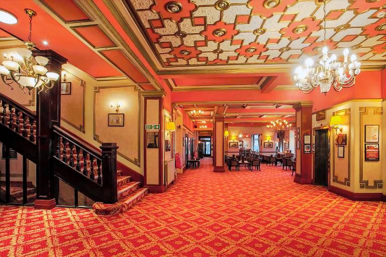 Savoy Hotel — photo 4