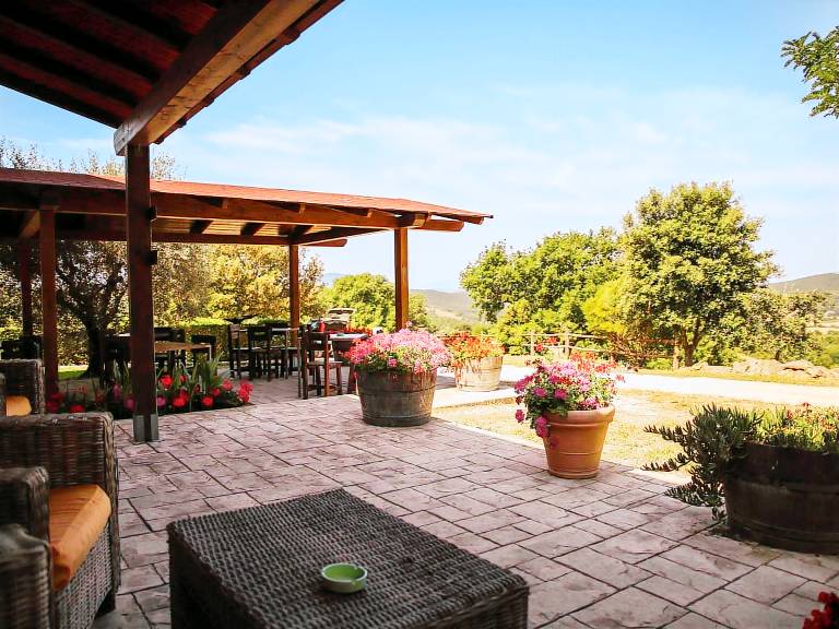 Charming holiday apartment with pool, grill & yard | Nature view | Pets are welcome — photo 2
