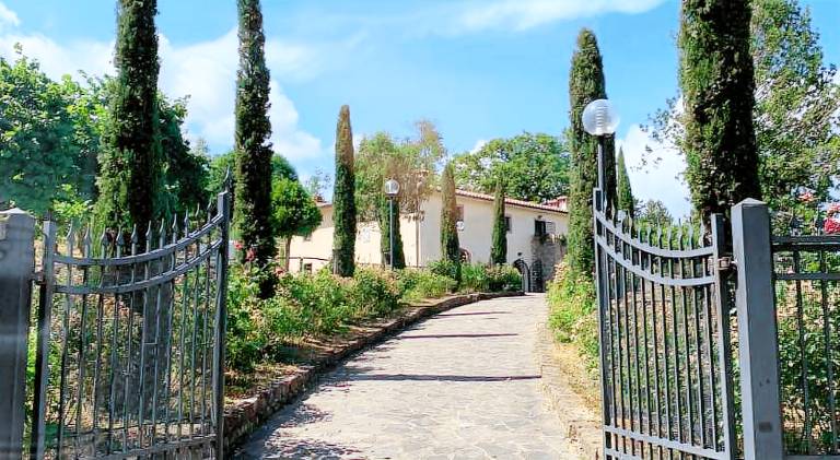 Beautiful villa with pool | Pets allowed in Abbadia San Salvatore