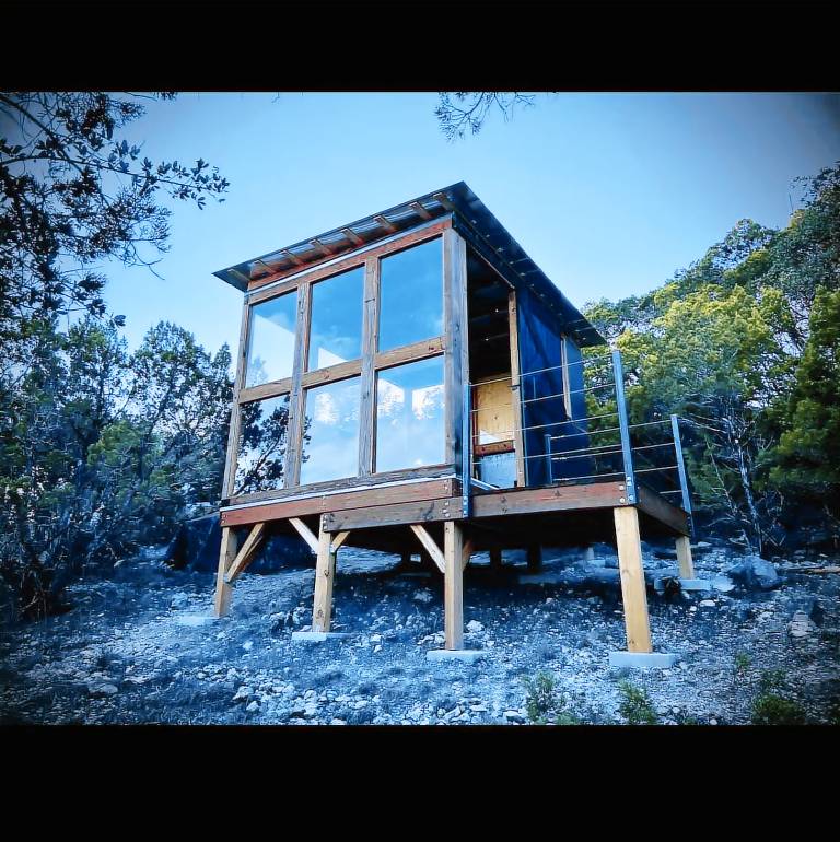 Cabin Paradise Manor