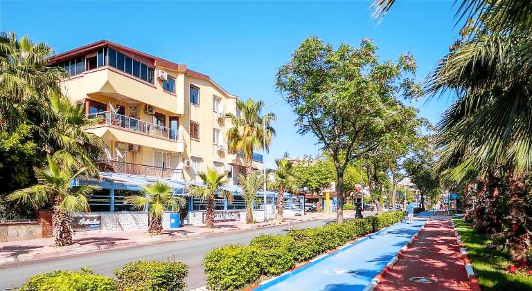 Fully equipped nice holiday apartment with terrace & barbeque | Next to the beach | Perfect for remote work | Pets allowed in Antalya