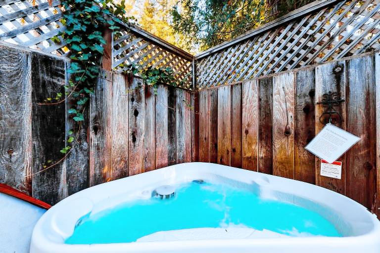 House Guerneville