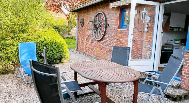 Holiday apartment with 1 room for 3 persons — photo 4