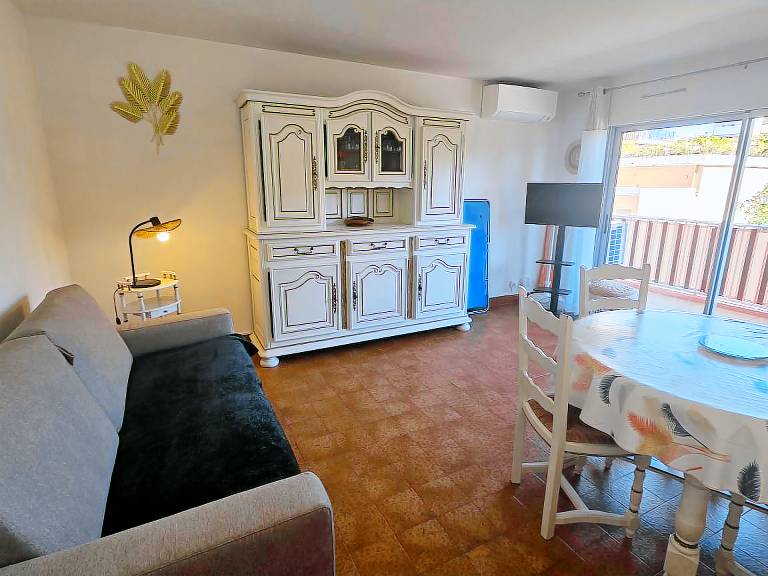 Rental apartment with 1 room for 4 persons — photo 5