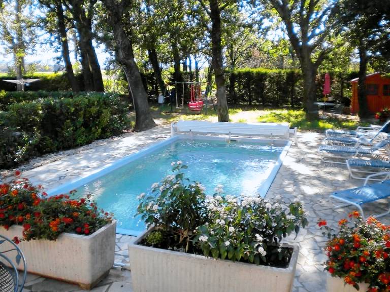 Appartement  Rochegude