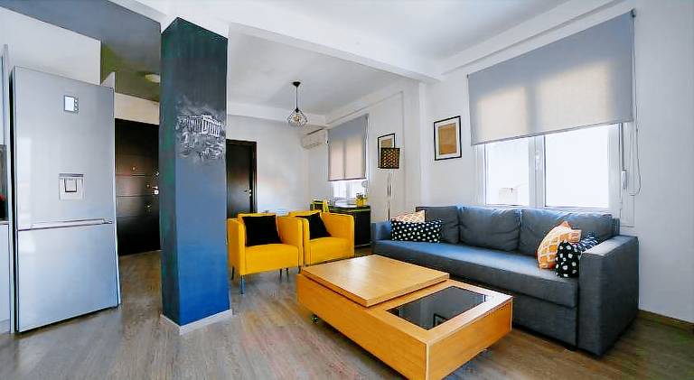 Wonderful holiday apartment with terrace | Near Acropolis of Athens | Suitable for remote work | Pets are welcome in Athens