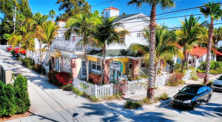 Coconut Inn Pass-a-Grille Beach — photo 5