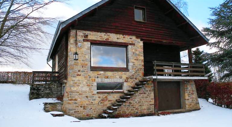 Chalet with 2 rooms for 5 persons in Dinant