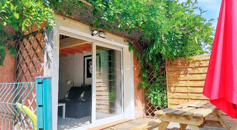 DORMIR A MONTAUBAN Logements Carreyrat Calme et Verdoyant in Montauban