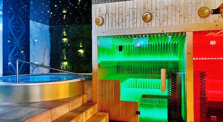 Serviced apartment with garden, jacuzzi & patio | Dogs allowed — photo 5