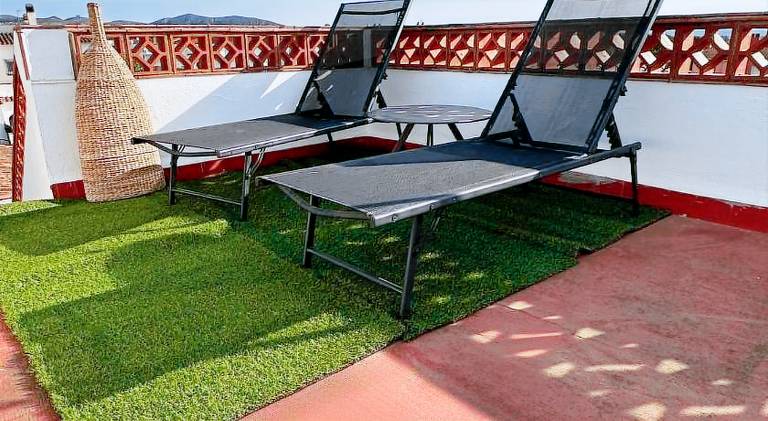 House with garden, barbecue & terrace — photo 5