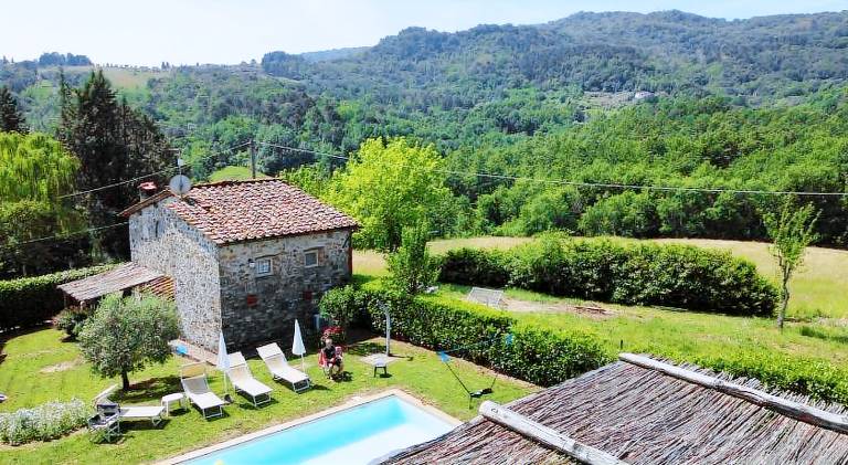 80 m&sup2; Villa