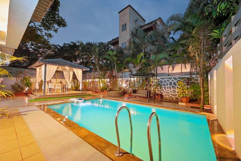 Charming house with patio, yard & BBQ | Pet-friendly in Khandala