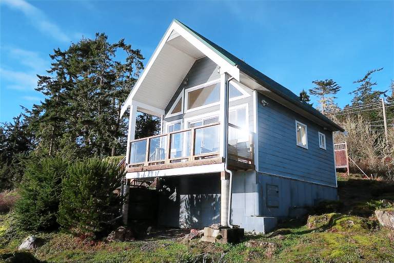 Cabin  Sooke