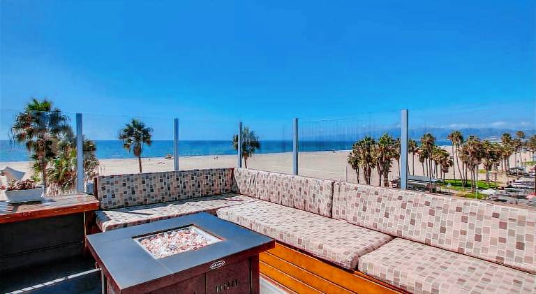 Venice Breeze Suites — photo 2