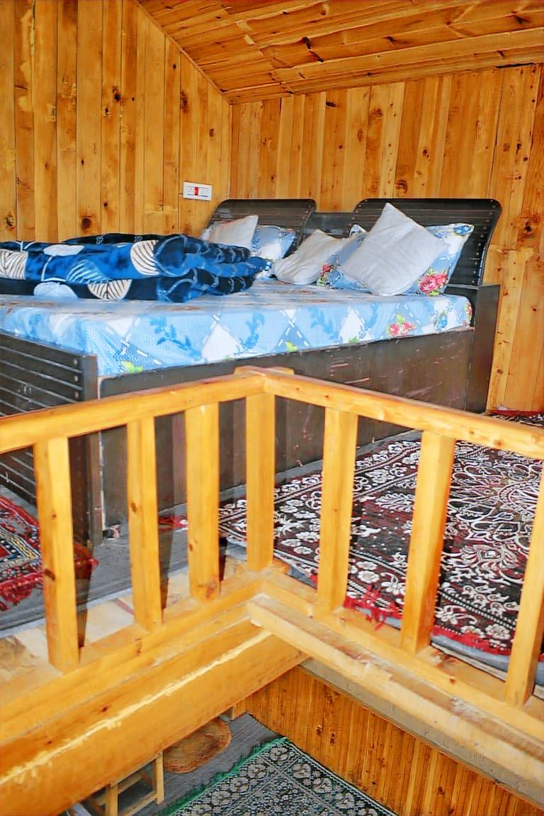 House with yard in Kullu