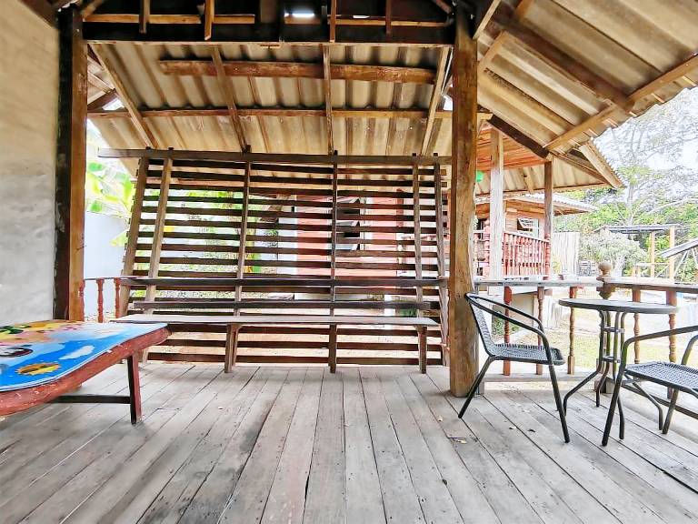 House with barbeque — photo 4