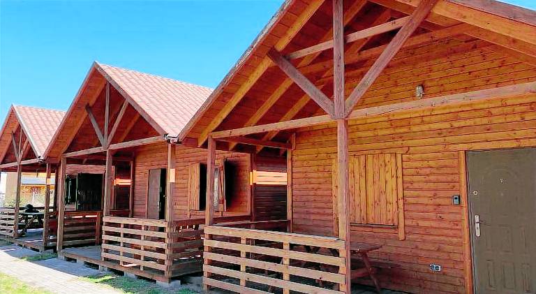Lodge with barbeque & patio in Miedzyzdroje