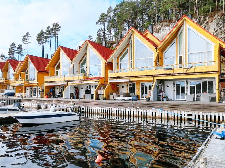 Leilighet Uggdal