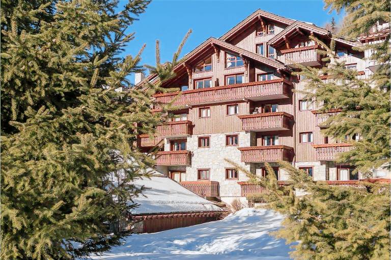 Family-friendly beautiful holiday apartment with patio, pool & sauna | Close to the ski | Pets are welcome — photo 3