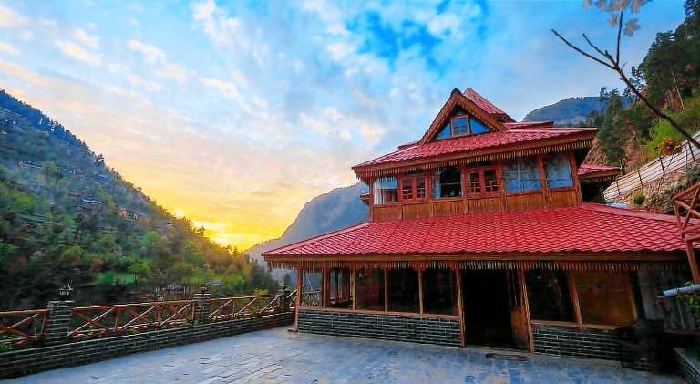 Tirthan village resort — photo 3