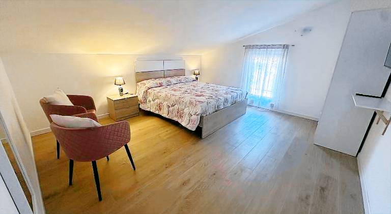 House with garden & barbecue in Castelnuovo del Garda
