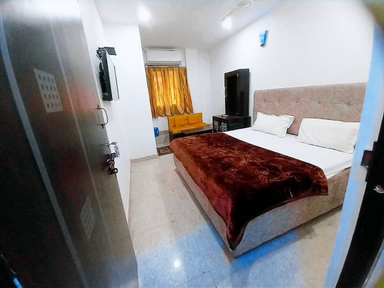 Hotel Metro Regincy in Lucknow