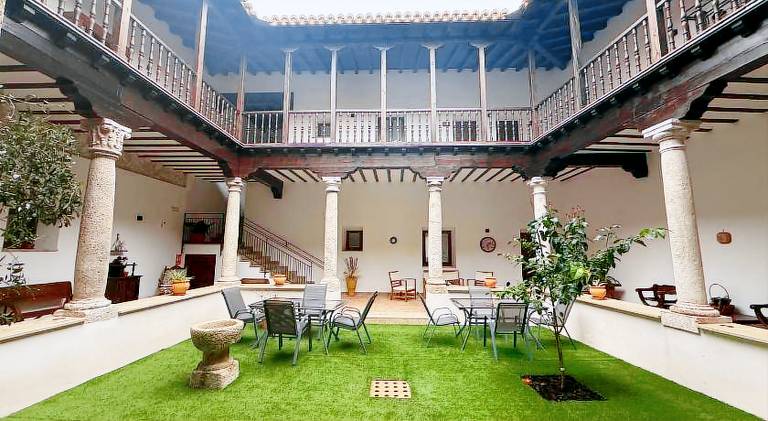 House with terrace & yard | Perfect for remote work in Cuenca